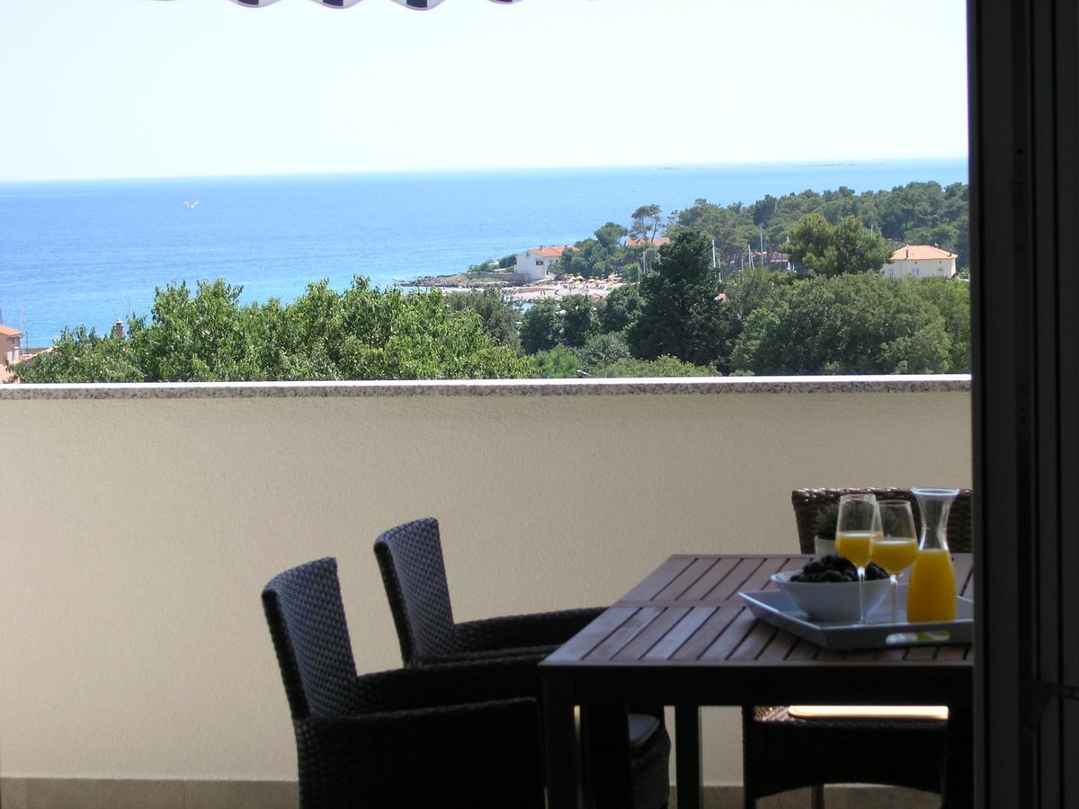 Apartman Danijel คิร์ก ภายนอก รูปภาพ