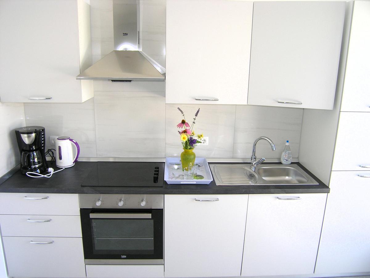 Apartman Danijel คิร์ก ภายนอก รูปภาพ
